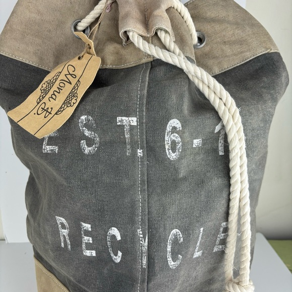 Mona B /RECYCLA Up-cycled heavy canvas rucksack/duffle bag-NWT - Picture 2 of 15